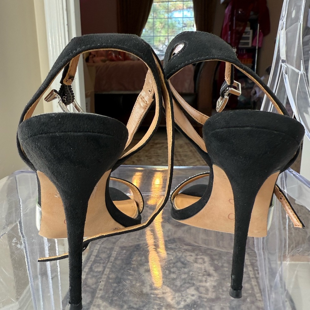Jessica Simpson Black and Silver Strappy Heels one crystal missing - Picture 5 of 11